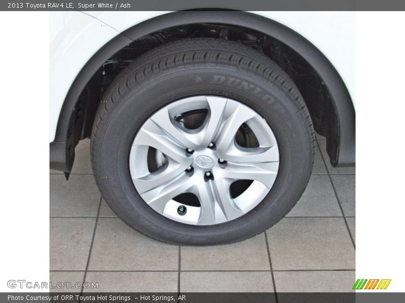 Super White / Ash 2013 Toyota RAV4 LE