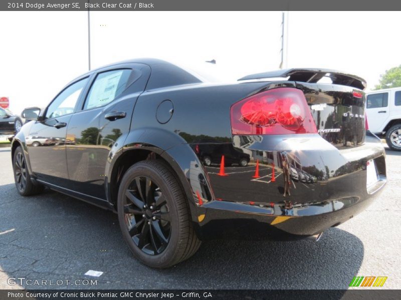 Black Clear Coat / Black 2014 Dodge Avenger SE