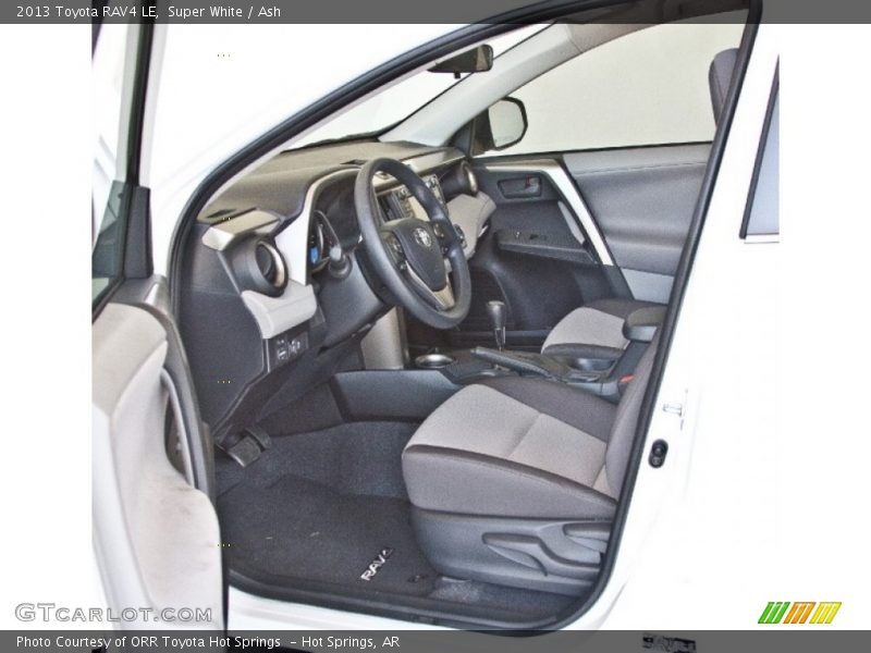 Super White / Ash 2013 Toyota RAV4 LE
