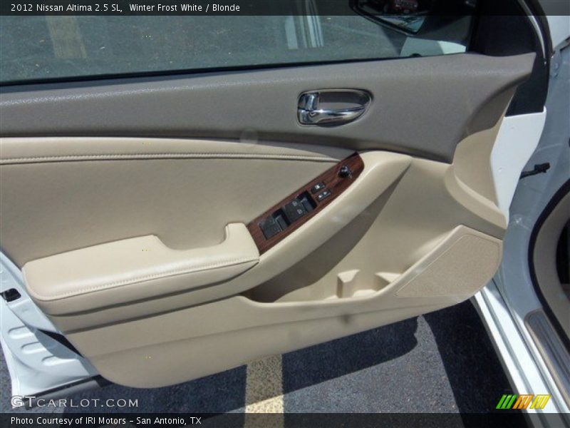 Winter Frost White / Blonde 2012 Nissan Altima 2.5 SL