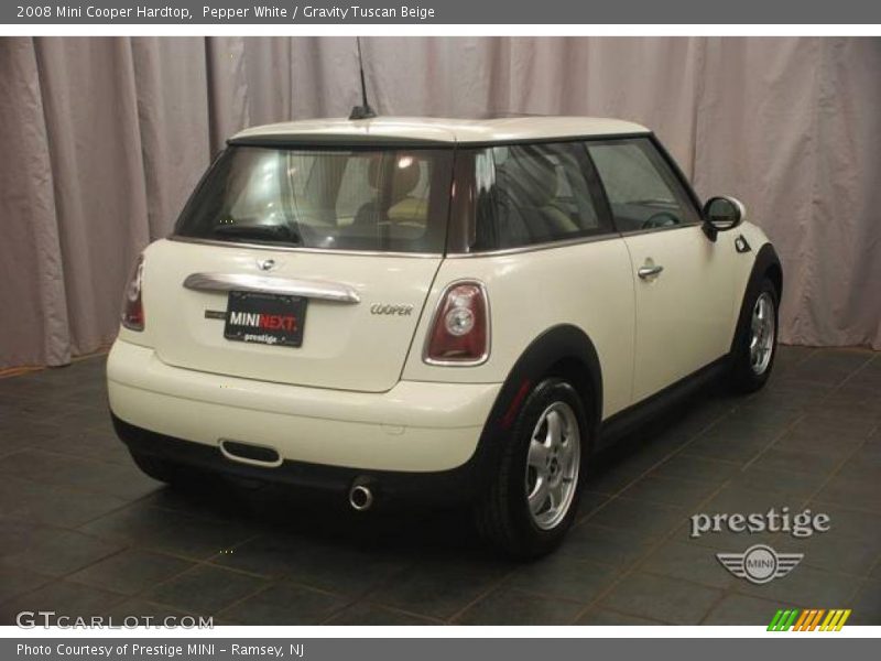 Pepper White / Gravity Tuscan Beige 2008 Mini Cooper Hardtop