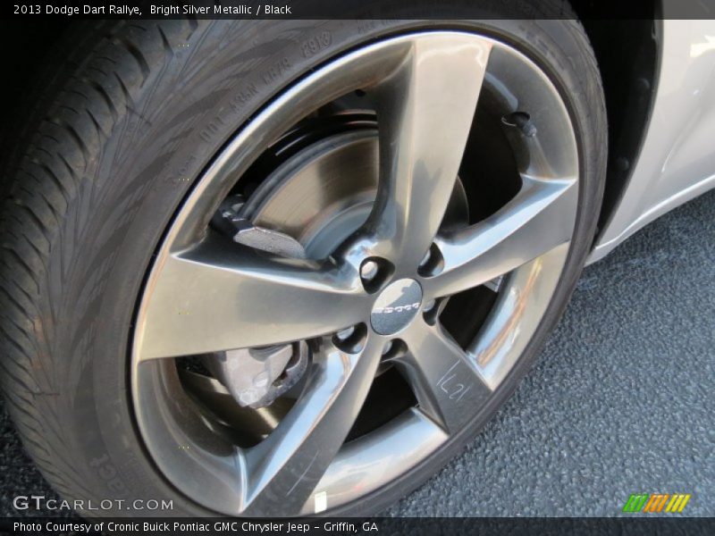Bright Silver Metallic / Black 2013 Dodge Dart Rallye