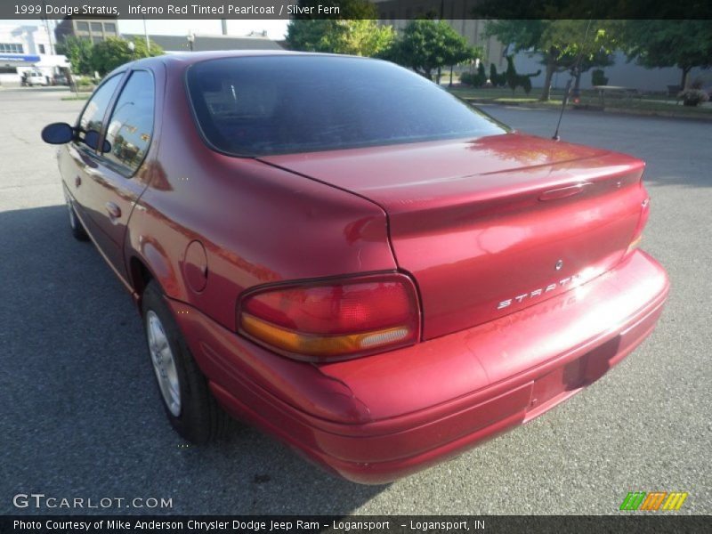 Inferno Red Tinted Pearlcoat / Silver Fern 1999 Dodge Stratus