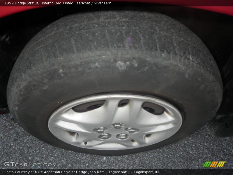 Inferno Red Tinted Pearlcoat / Silver Fern 1999 Dodge Stratus
