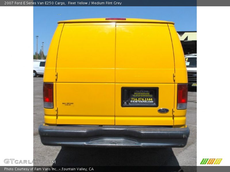 Fleet Yellow / Medium Flint Grey 2007 Ford E Series Van E250 Cargo