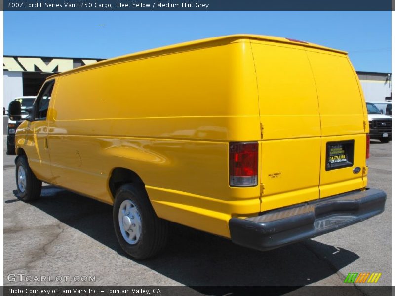 Fleet Yellow / Medium Flint Grey 2007 Ford E Series Van E250 Cargo