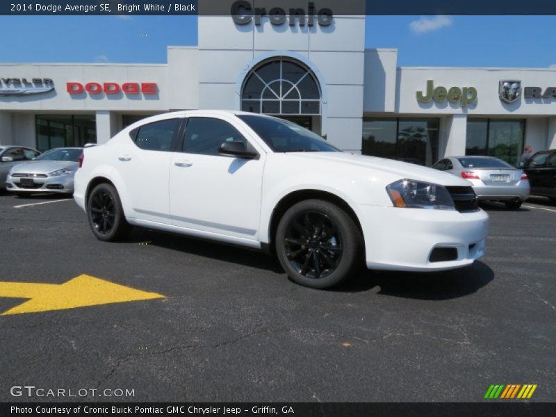 Bright White / Black 2014 Dodge Avenger SE