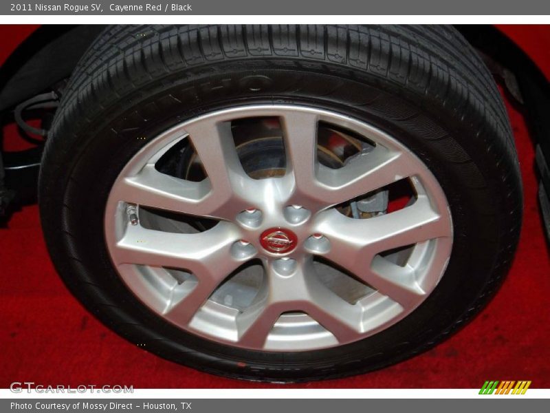 Cayenne Red / Black 2011 Nissan Rogue SV
