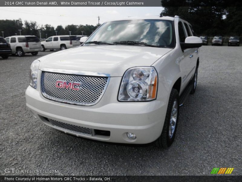 White Diamond Tricoat / Cocoa/Light Cashmere 2014 GMC Yukon Denali AWD