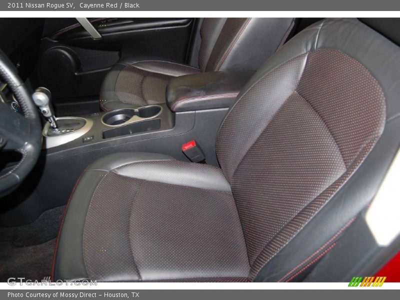 Cayenne Red / Black 2011 Nissan Rogue SV