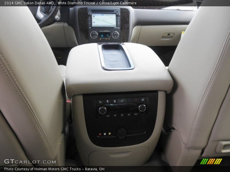 White Diamond Tricoat / Cocoa/Light Cashmere 2014 GMC Yukon Denali AWD