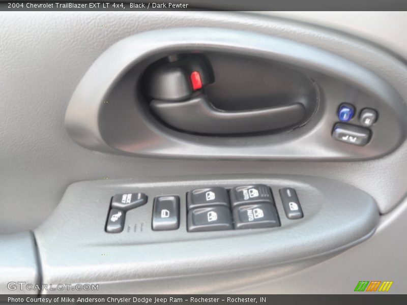 Black / Dark Pewter 2004 Chevrolet TrailBlazer EXT LT 4x4