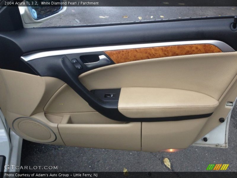 White Diamond Pearl / Parchment 2004 Acura TL 3.2