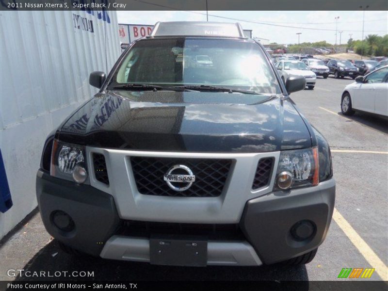 Super Black / Gray 2011 Nissan Xterra S