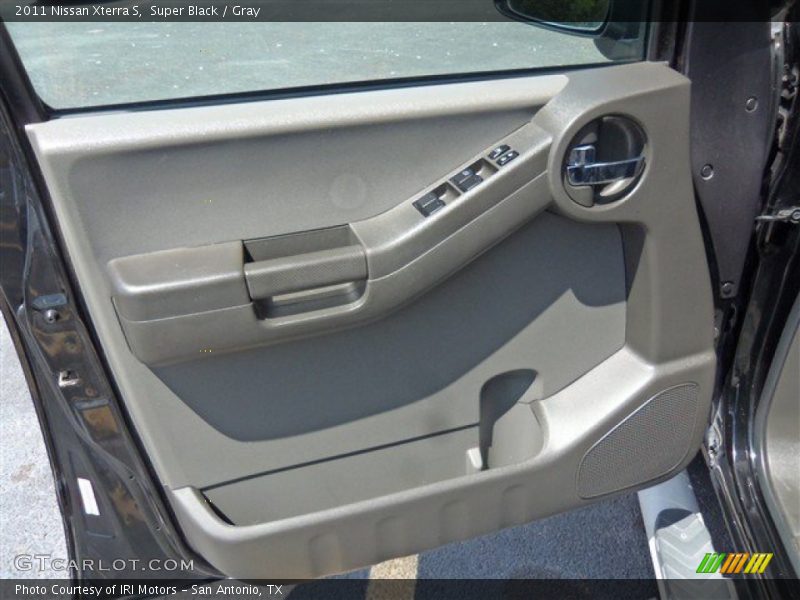 Super Black / Gray 2011 Nissan Xterra S