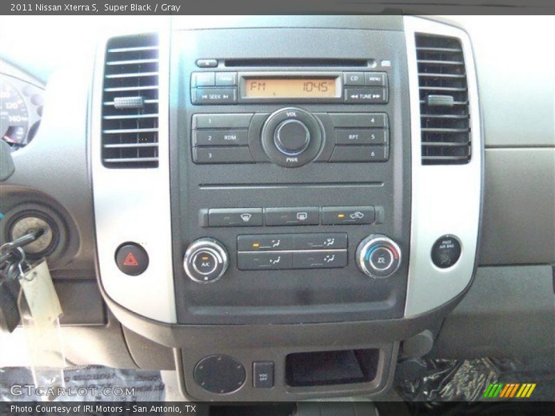 Super Black / Gray 2011 Nissan Xterra S