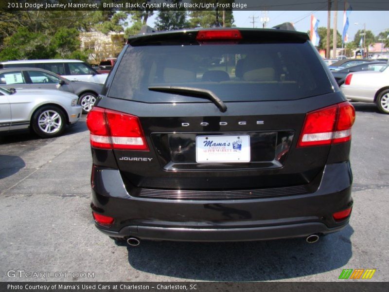 Brilliant Black Crystal Pearl / Black/Light Frost Beige 2011 Dodge Journey Mainstreet