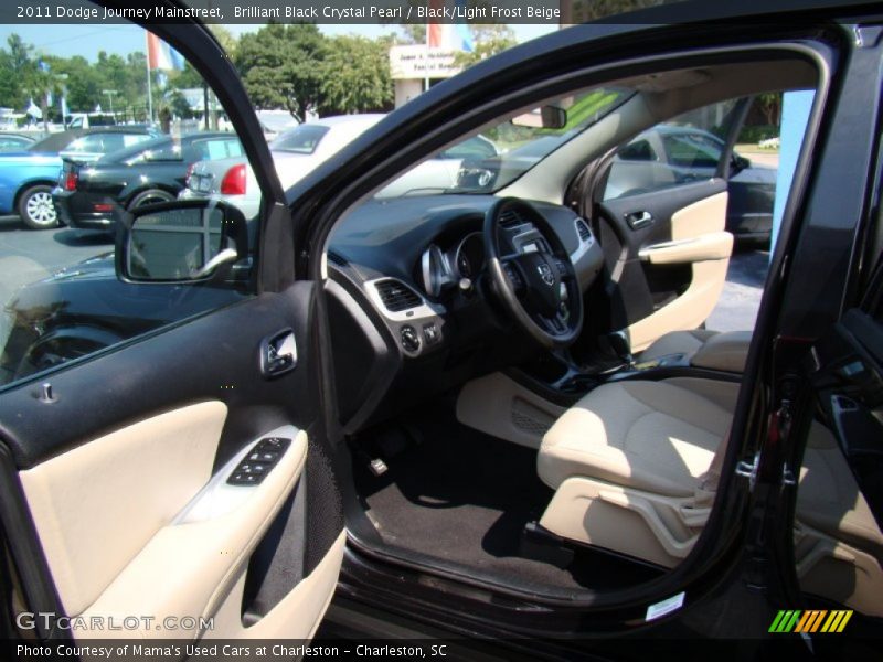 Brilliant Black Crystal Pearl / Black/Light Frost Beige 2011 Dodge Journey Mainstreet