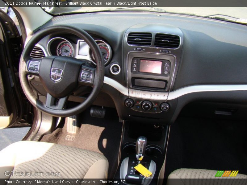 Brilliant Black Crystal Pearl / Black/Light Frost Beige 2011 Dodge Journey Mainstreet
