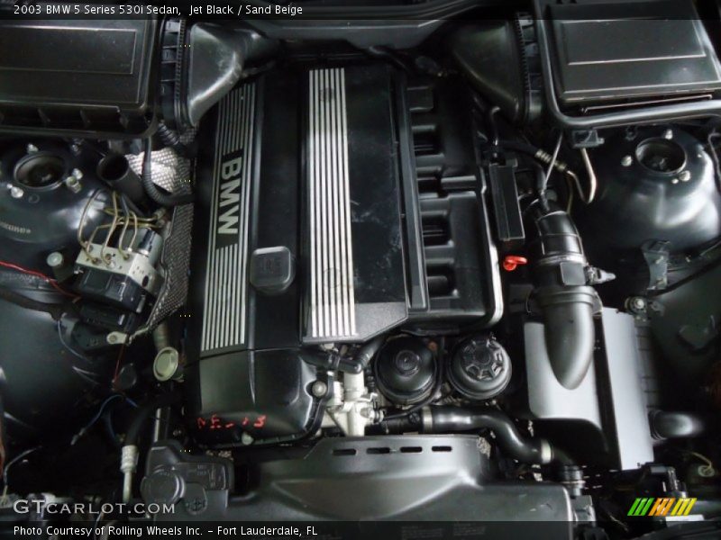 Jet Black / Sand Beige 2003 BMW 5 Series 530i Sedan