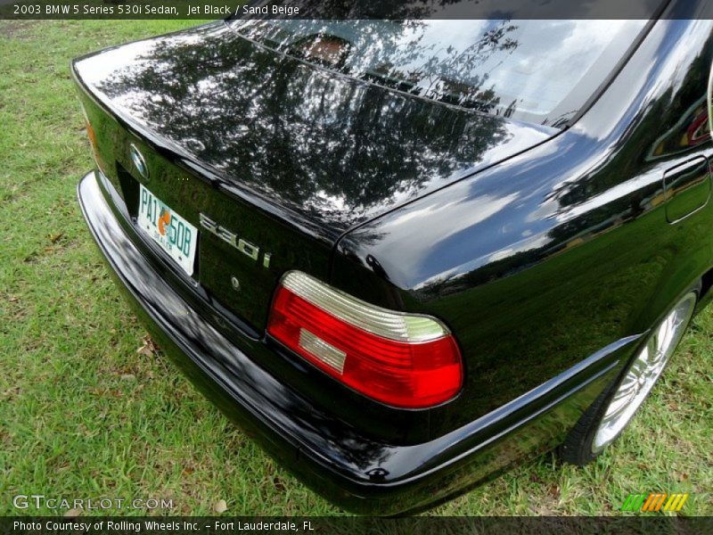 Jet Black / Sand Beige 2003 BMW 5 Series 530i Sedan