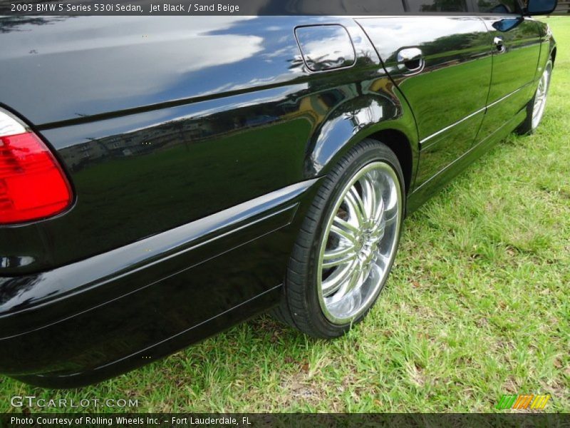 Jet Black / Sand Beige 2003 BMW 5 Series 530i Sedan
