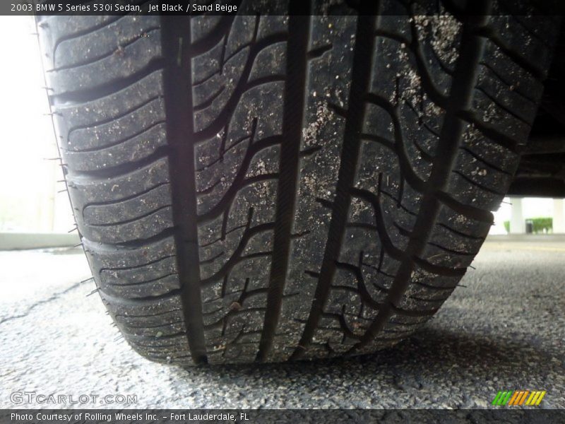 Jet Black / Sand Beige 2003 BMW 5 Series 530i Sedan