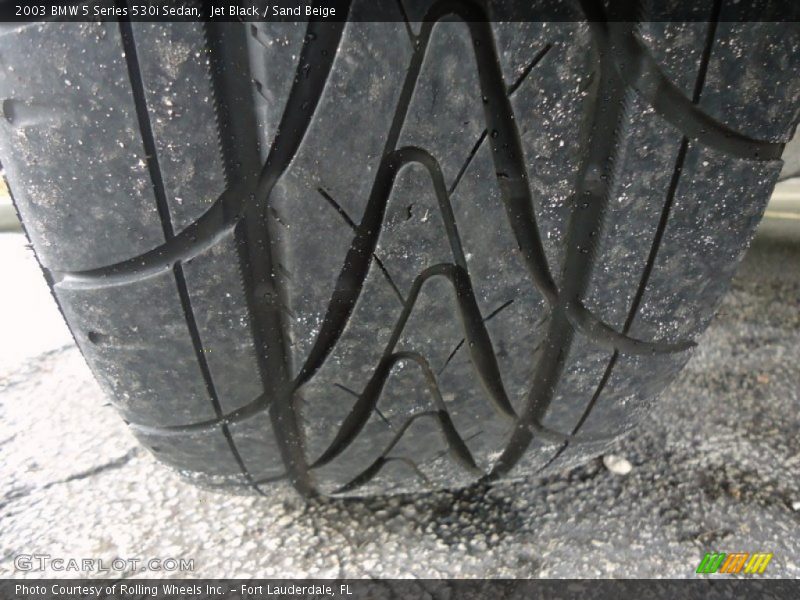Jet Black / Sand Beige 2003 BMW 5 Series 530i Sedan