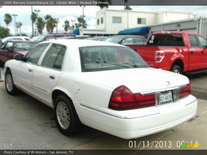 Vibrant White / Medium Parchment 2005 Mercury Grand Marquis GS