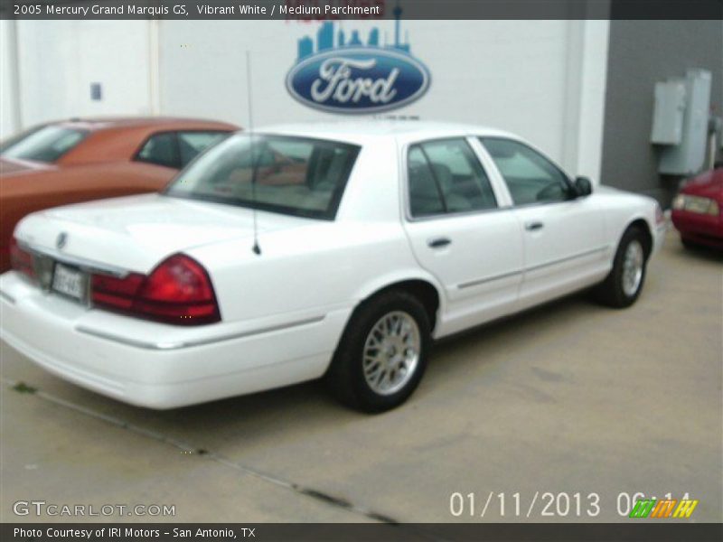 Vibrant White / Medium Parchment 2005 Mercury Grand Marquis GS