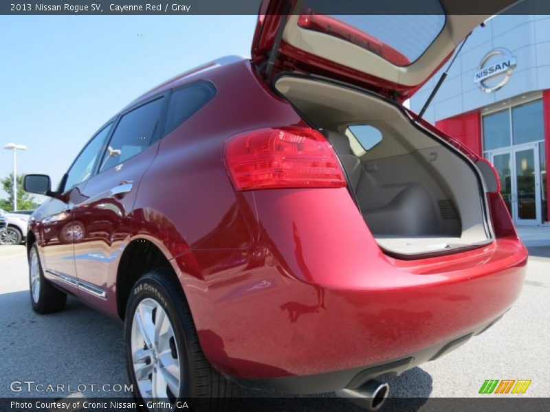 Cayenne Red / Gray 2013 Nissan Rogue SV