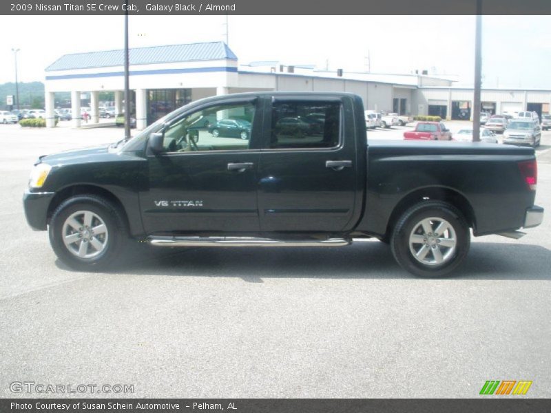 Galaxy Black / Almond 2009 Nissan Titan SE Crew Cab