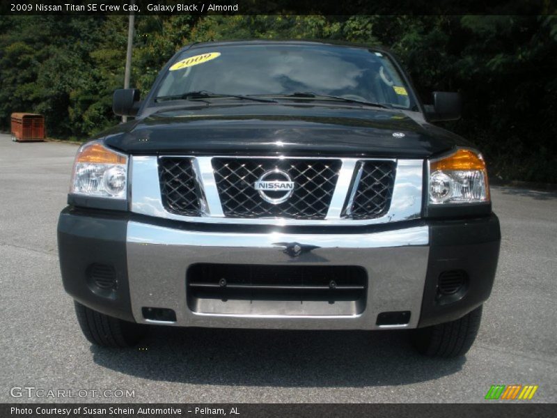Galaxy Black / Almond 2009 Nissan Titan SE Crew Cab