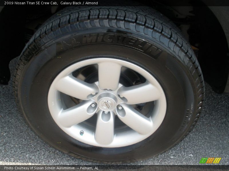 Galaxy Black / Almond 2009 Nissan Titan SE Crew Cab