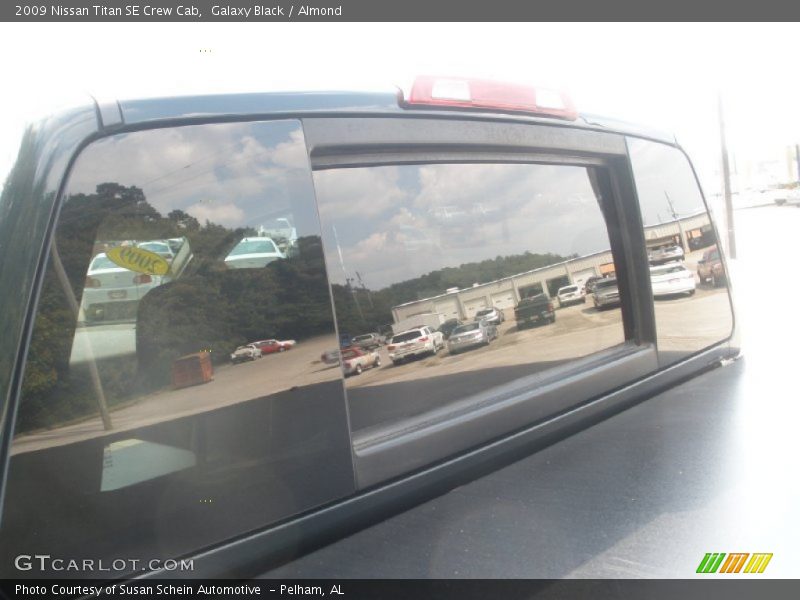 Galaxy Black / Almond 2009 Nissan Titan SE Crew Cab
