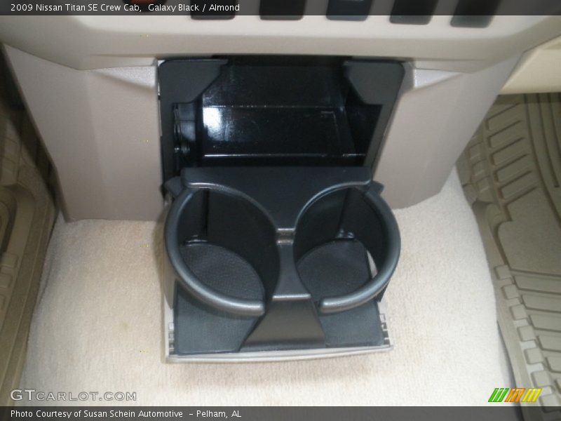 Galaxy Black / Almond 2009 Nissan Titan SE Crew Cab