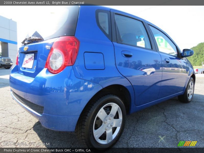 Bright Blue / Charcoal 2009 Chevrolet Aveo Aveo5 LS