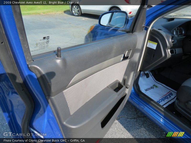 Bright Blue / Charcoal 2009 Chevrolet Aveo Aveo5 LS