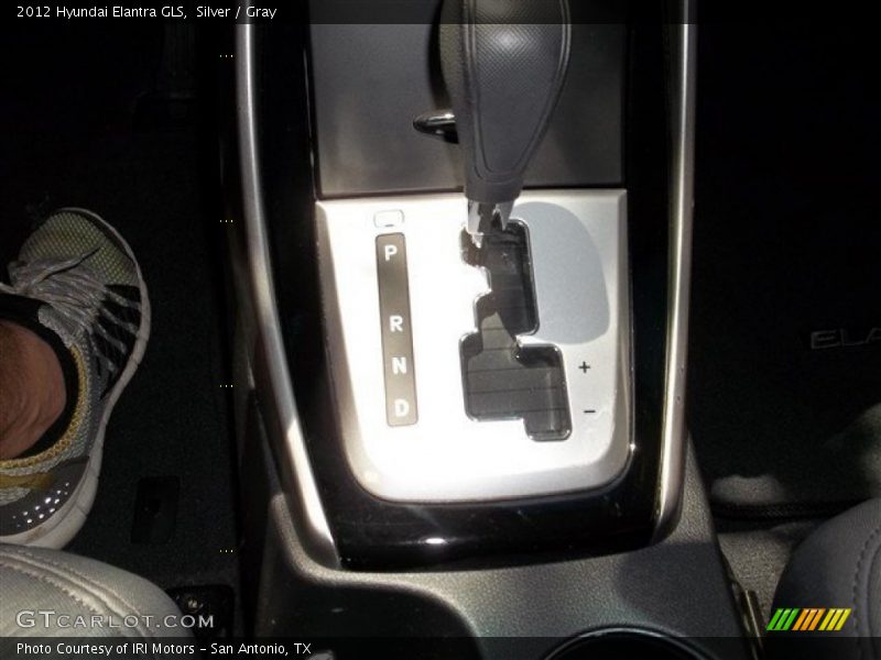 Silver / Gray 2012 Hyundai Elantra GLS