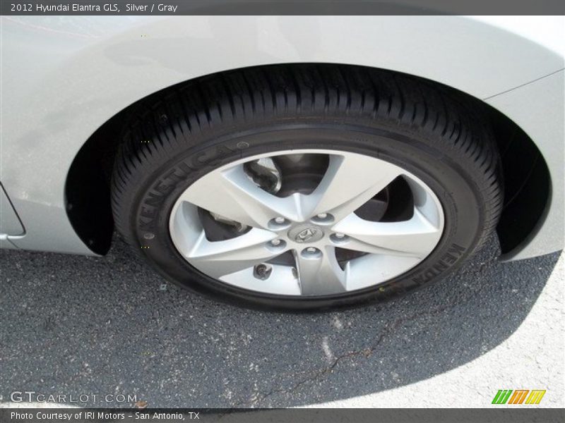 Silver / Gray 2012 Hyundai Elantra GLS