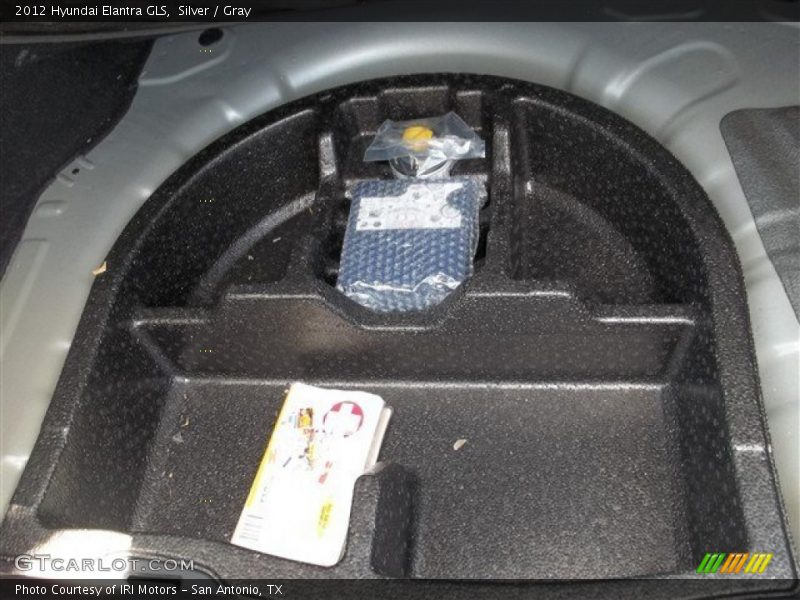 Silver / Gray 2012 Hyundai Elantra GLS