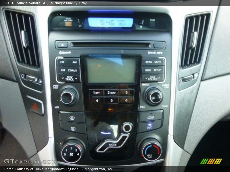 Midnight Black / Gray 2011 Hyundai Sonata GLS