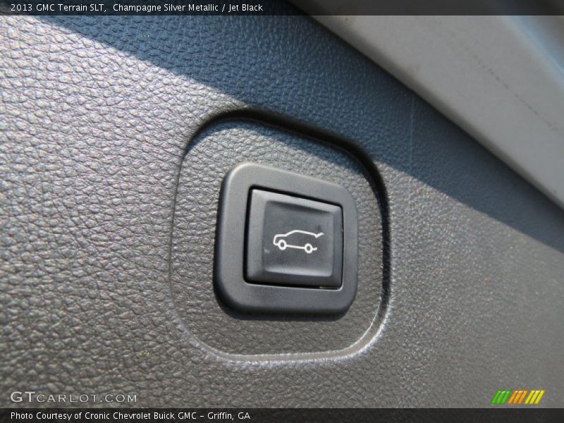 Champagne Silver Metallic / Jet Black 2013 GMC Terrain SLT