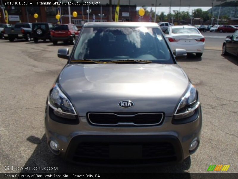 Titanium Gray / Black Soul Logo Cloth 2013 Kia Soul +