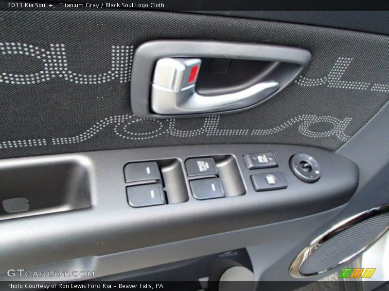 Titanium Gray / Black Soul Logo Cloth 2013 Kia Soul +