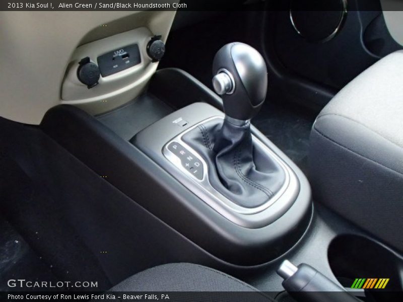  2013 Soul ! 6 Speed Automatic Shifter