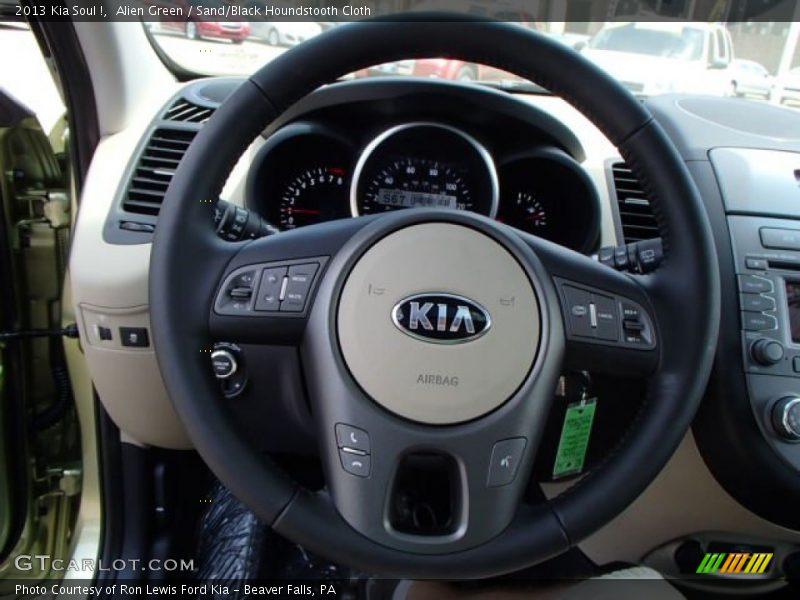  2013 Soul ! Steering Wheel