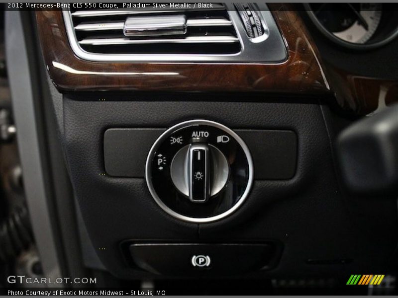 Controls of 2012 CLS 550 Coupe