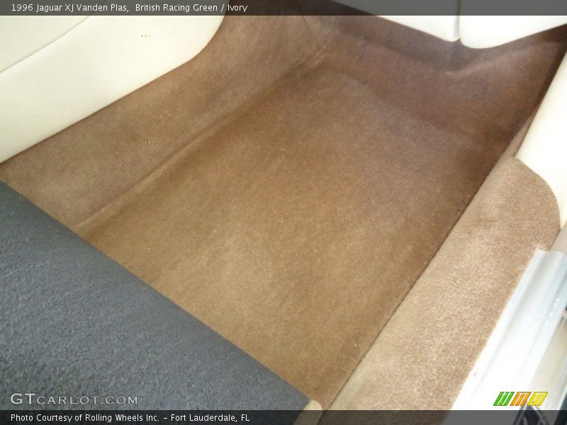 British Racing Green / Ivory 1996 Jaguar XJ Vanden Plas