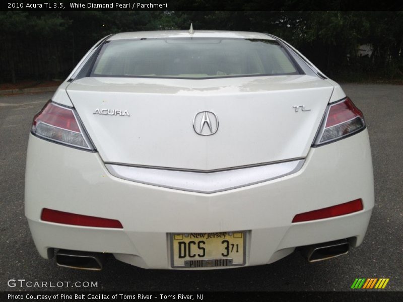 White Diamond Pearl / Parchment 2010 Acura TL 3.5